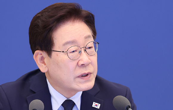 이재명 대통령이 28일 청와대에서 열린 수석보좌관회의에서 발언하고 있다. 2026.5.28 [사진=연합뉴스]