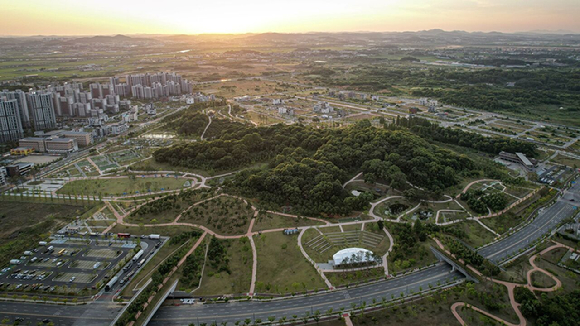 평택고덕 함박산 중앙공원. [사진=한국토지주택공사]