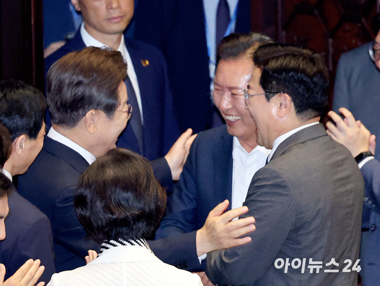 이재명 대통령이 26일 국회에서 열린 제426회국회(임시회) 제2차 본회의에서 2025년도 제2회 추가경정예산안에 대한 정부의 시정연설을 하고 있다. [사진=국회사진기자단]