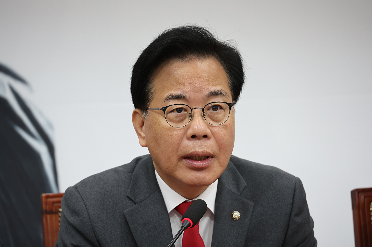 국민의힘 송언석 원내대표가 13일 서울 여의도 국회에서 열린 최고위원회의에서 발언하고 있다. 2025.11.13 [사진=연합뉴스]