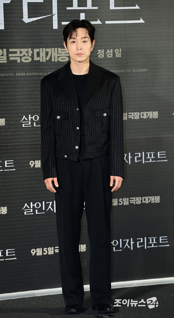 배우 정성일이 12일 오전 서울 용산구 CGV 용산아이파크몰에서 열린 영화 '살인자 리포트'(감독 조영준) 제작보고회에 참석하고 있다. [사진=정소희 기자]