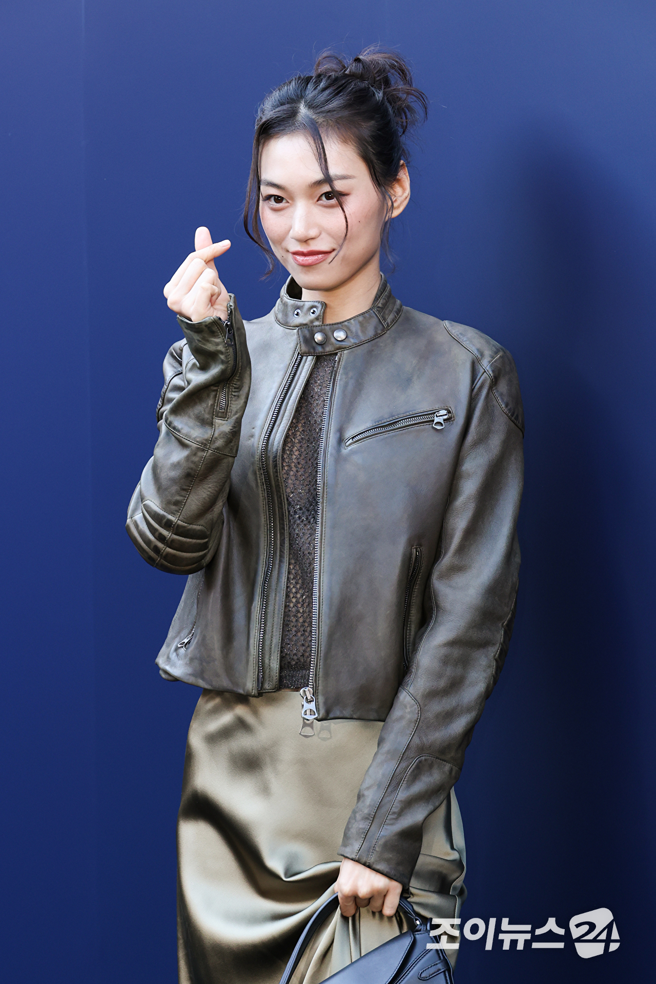 배우 김도연이 15일 오후 서울 종로구 석파정 서울미술관에서 진행된 패션 아이콘 랄프 로렌의 삶을 조명한 HBO 다큐멘터리 '베리 랄프' 스크리닝 이벤트에 참석해 포즈를 취하고 있다. [사진=문수지 기자]