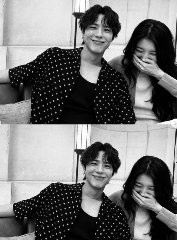 수지 박보검 뷔 [사진=수지 SNS]