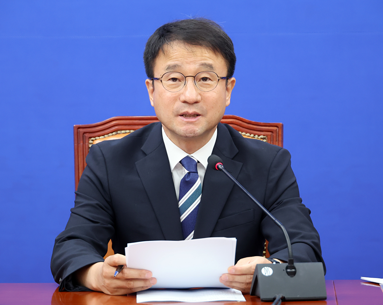 더불어민주당 한병도 원내대표가 27일 국회에서 열린 정책조정회의에서 발언하고 있다. 2026.8.27 [사진=연합뉴스]