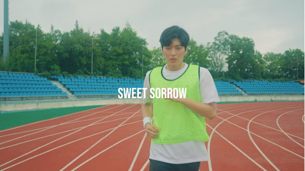 스윗소로우의 새 싱글 '러브 드라이브 (Feat. meenoi)' 뮤직비디오 티저가 공개돼 관심을 모으고 있다. [사진=스윗소로우 '러브 드라이브' MV 티저 영상 캡쳐]