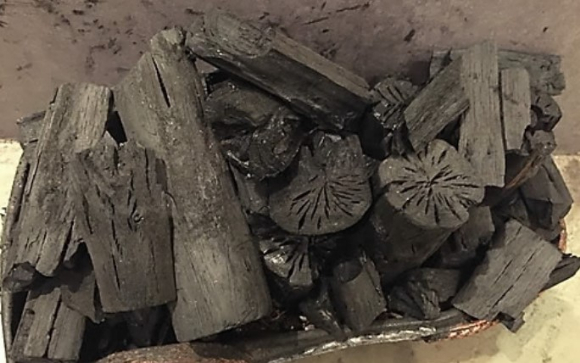 숯 이미지. 기사와 직접 관련이 없는 사진 [사진=연합뉴스]