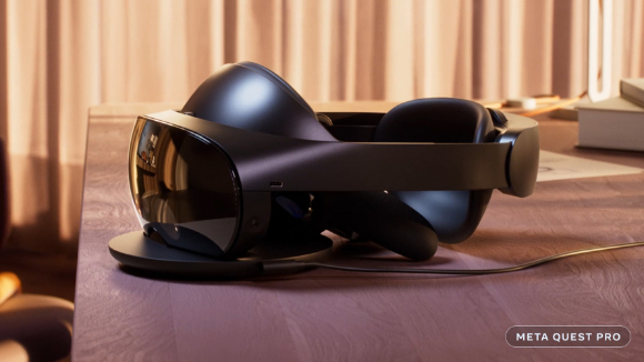 메타(구 페이스북)가 지난 11일(현지시간) 연례 컨퍼런스 '메타 커넥트(Meta Connect) 2022'를 열고 새 가상현실(VR) 헤드셋 '메타 퀘스트 프로(Meta Quest Pro)'를 공개했다. [사진=메타]