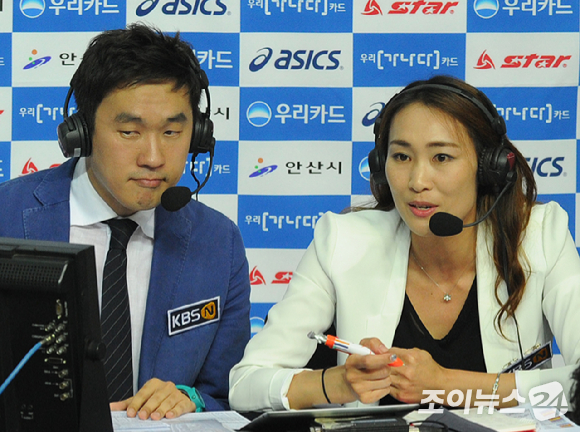 석진욱 전 감독, 이숙자 전 코치, 박철우 전 선수(이상 왼쪽부터)가 KBS N스포츠 배구 해설위원으로 위촉됐다. [사진=KBS N스포츠]