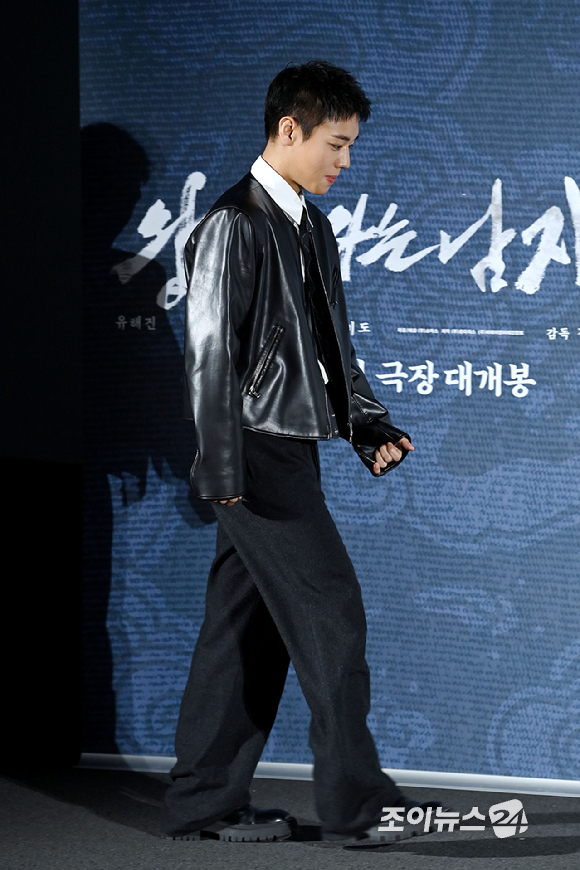 배우 박지훈이 19일 오전 서울 용산구 CGV용산아이파크몰점에서 열린 영화 '왕과 사는 남자'(감독 장항준) 제작보고회에 참석해 포즈를 취하고 있다. [사진=문수지 기자]