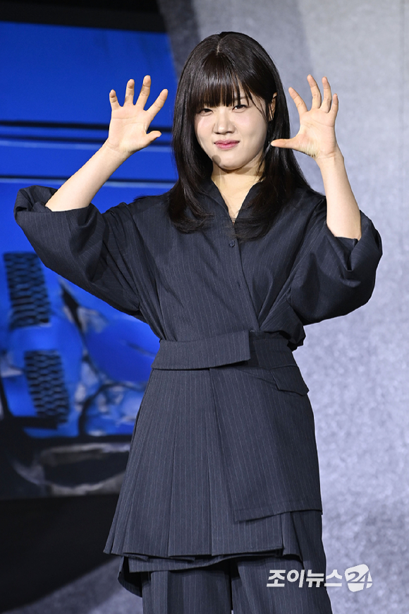 배우 김향기가 22일 오전 서울 강남구 삼성동 웨스틴 서울 파르나스에서 열린 넷플릭스 시리즈 '캐셔로' 제작발표회에 참석해 포즈를 취하고 있다. [사진=문수지 기자]