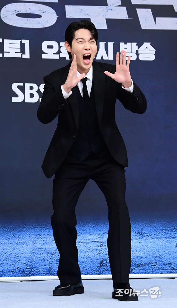 가수 손태진이 26일 오전 서울 양천구 목동 SBS사옥에서 열린 SBS 새 예능프로그램 '열혈농구단' 제작발표회에 참석하고 있다. [사진=정소희 기자]