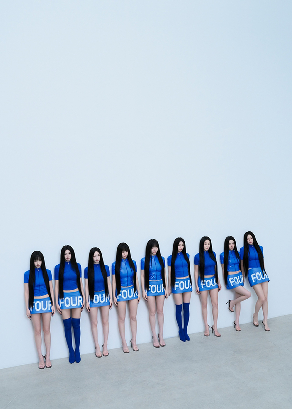 트와이스 단체 콘셉트 포토 [사진=JYP엔터테인먼트]