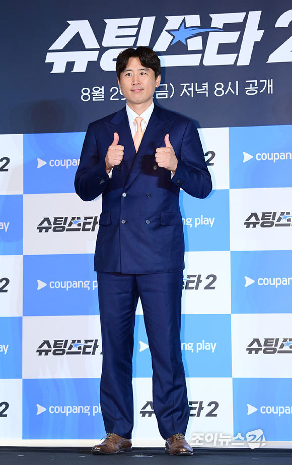 축구선수 구자철이 28일 오전 서울 구로구 더 링크 서울 트리뷰트 포트폴리오 호텔에서 열린 쿠팡플레이 예능 '슈팅스타' 시즌 2 제작발표회에 참석하고 있다. [사진=정소희 기자]