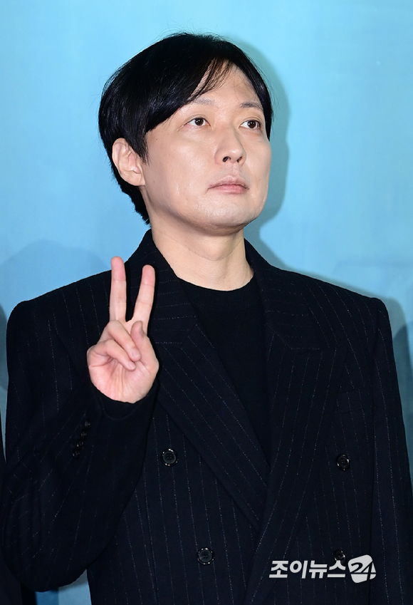 김병우 감독이 16일 오전 서울 CGV 용산아이파크몰에서 열린 넷플릭스 영화 '대홍수'(감독 김병우) 제작보고회에 참석하고 있다. [사진=정소희 기자]