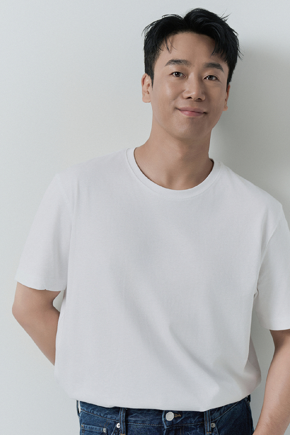 김남희 프로필. [사진=스토리웍스]