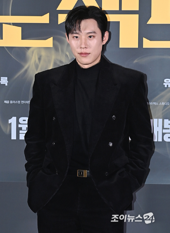 배우 김성철이 8일 오후 서울 송파구 신천동&nbsp;롯데시네마 월드타워점에서 열린 영화 '프로젝트 Y' 언론시사회에서 포토타임을 갖고 있다. [사진=곽영래 기자]