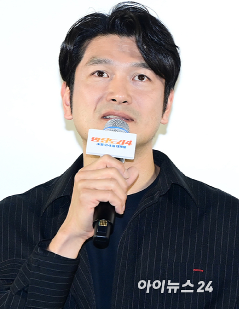 배우 이지훈이 16일 오후 서울 강남구 삼성동 코엑스 메가박스에서 열린 영화 '범죄도시 4' 흥행 감사 쇼케이스 행사에 참석하고 있다. [사진=정소희 기자]