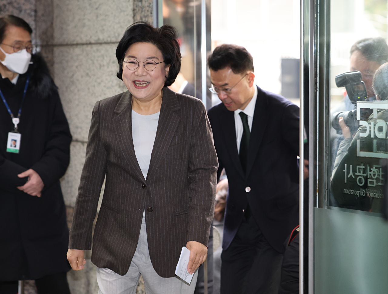 이혜훈 기획예산처 장관 후보자가 29일 서울 중구 예금보험공사에 마련된 인사청문회 준비 사무실로 출근하고 있다. 2025.12.29 [공동취재] [사진=연합뉴스]