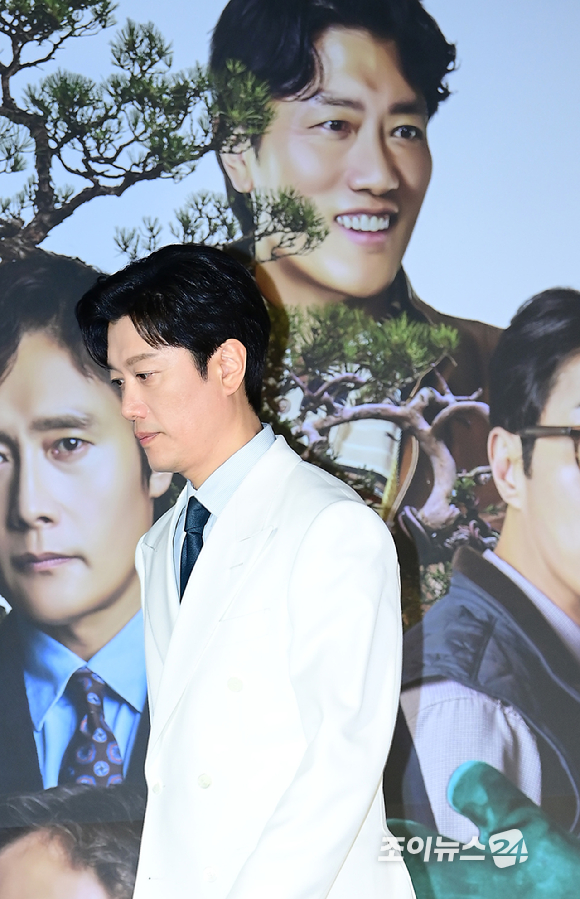 배우 박희순이 22일 오후 서울 CGV 용산아이파크몰에서 열린 영화 '어쩔수가 없다' (감독 박찬욱) 언론시사회에 참석하고 있다. [사진=정소희 기자]