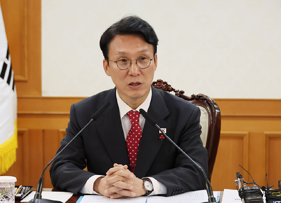 김민석 국무총리가 25일 서울 종로구 정부서울청사에서 열린 제19차 아동정책조정위원회 회의에서 발언하고 있다. 2025.11.25 [사진=연합뉴스]