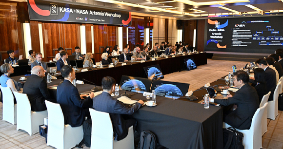 우주항공청은 30일 'KASA-NASA 아르테미스 워크숍'을 개최하고 NASA가 추진 중인 달 기지(Moon Base) 건설, 운영과 관련한 협력 방안을 논의했다. [사진=우주청]