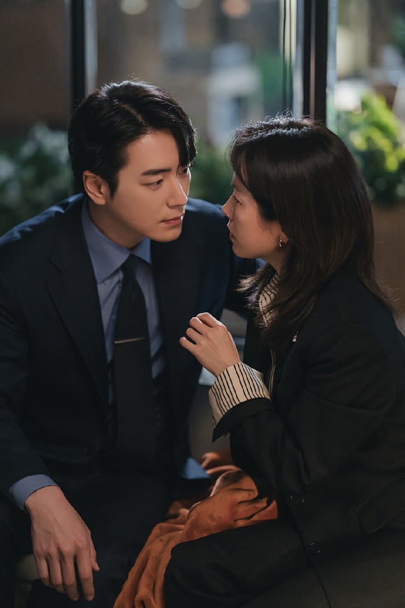 이준혁 프로필. [사진=에이스팩토리]