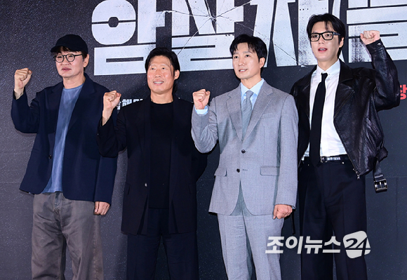 허진호 감독-배우 유해진-박해일-이민호가 8일 오후 서울 강남구 삼성동 메가박스 코엑스점에서 진행된 영화 '암살자(들)'(감독 허진호) 언론시사회에 참석하고 있다. [사진=정소희 기자]