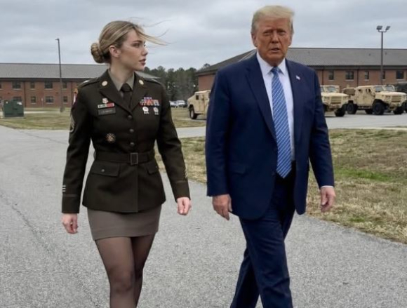 트럼프 대통령과 친분을 과시한 제시카 포스터 계정 [사진=제시카 포스터 인스타그램]