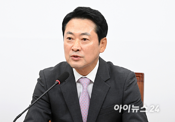 장동혁 국민의힘 당대표가 12일 서울 여의도 국회에서 열린 최고위원회의에서 발언하고 있다. [사진=곽영래 기자]
