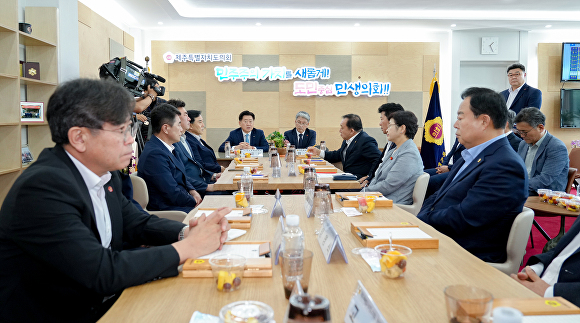 제주도-도의회 제주형 기초자치단체 설치을 위한 공동 대응 협의회 [사진=제주특별자치도 ]