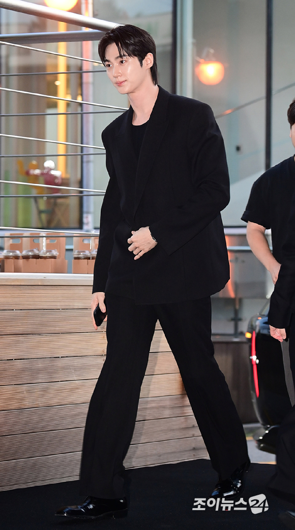배우 변우석이 2일 오후 서울 한남동 리움미술관에서 열린 'CJ 나이트 인 셀러브레이션 오브 프리즈 서울'에 참석하고 있다. [사진=정소희 기자]