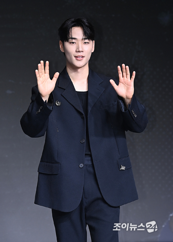 배우 이민재가 21일 오전 서울 마포구 호텔 나루 서울 엠갤러리에서 열린 '약한영웅 Class 2' 제작발표회에서 포토타임을 갖고 있다. [사진=곽영래 기자]