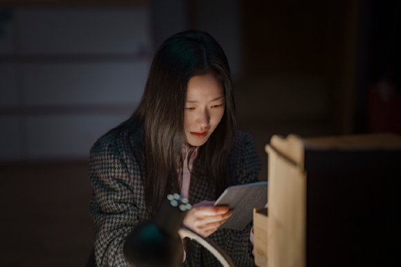 배우 김고은이 넷플릭스 시리즈 '은중과 상연'에서 열연하고 있다. [사진=넷플릭스]