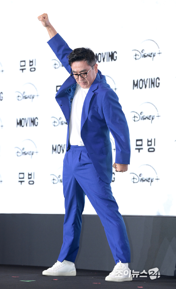 배우 류승룡이 3일 오후 서울 강남구 그랜드 인터컨티넨탈 서울 파르나스에서 진행된 디즈니+ 새 오리지널 시리즈 '무빙' 제작발표회에 참석하고 있다. [사진=정소희 기자]