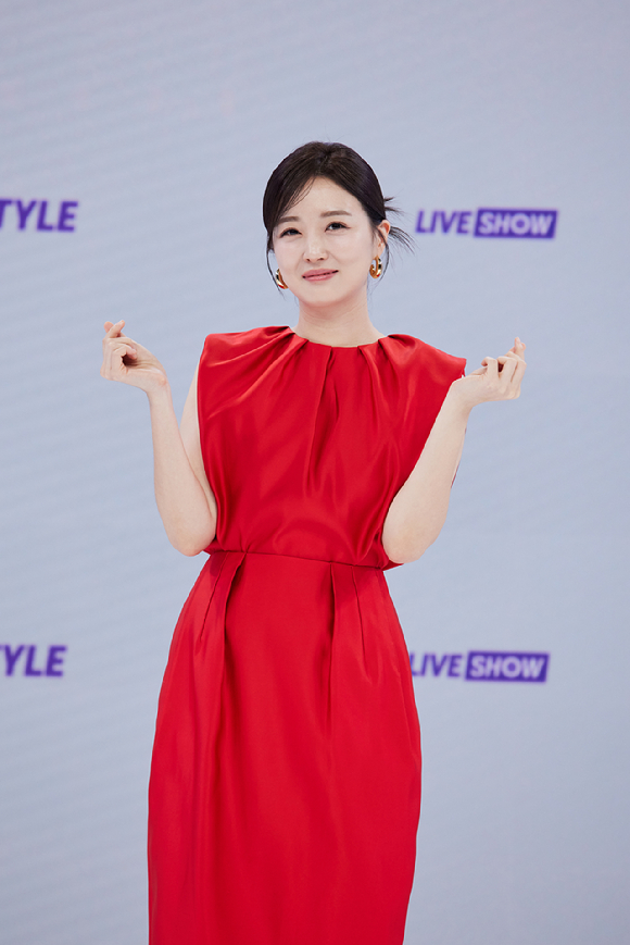 '오상진♥' 김소영, 쿠키 사업 이어 책 구독 서비스도 종료 "여러가지 이유로 중단"