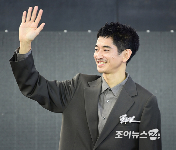 배우 나가야마 에이타가 9일 부산 해운대구 영화의전당에서 열린 제31회 부산국제영화제 '푸른길' 오픈토크에 참석하고 있다. [사진=정소희 기자]