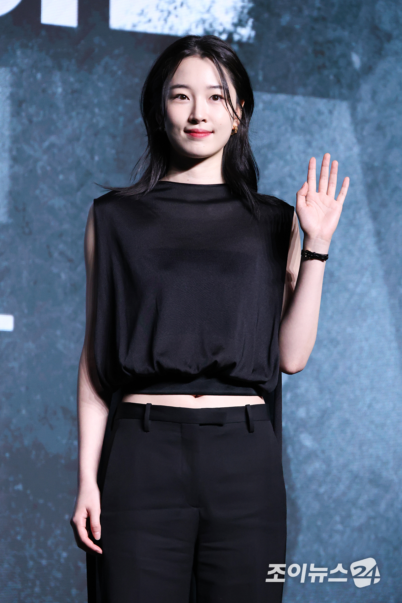 배우 원지안이 2일 오전 서울 영등포구 여의도 콘래드서울호텔에서 진행된 디즈니+ 오리지널 시리즈 '메이드 인 코리아 시즌2' 제작발표회에 참석해 포즈를 취하고 있다. [사진=문수지 기자]