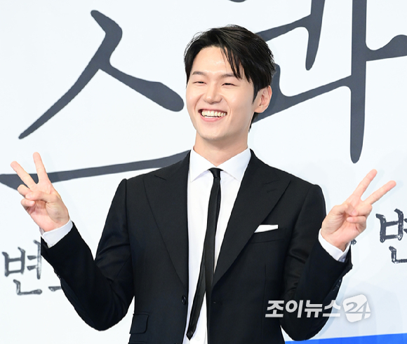배우 이학주가 31일 오후 서울 구로구 더링크서울 트리뷰트 포트폴리오 호텔에서 열린 JTBC 새 토일드라마 '에스콰이어: 변호사를 꿈꾸는 변호사들' 제작발표회에 참석하고 있다. [사진=정소희 기자]