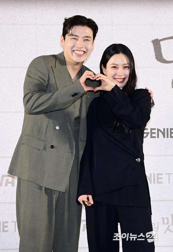 배우 강하늘과 고민시가 8일 오후 서울 마포구 상암동 스탠포드 호텔에서 진행된 지니 TV 오리지널 '당신의 맛' 제작발표회에 참석하고 있다. [사진=정소희 기자]