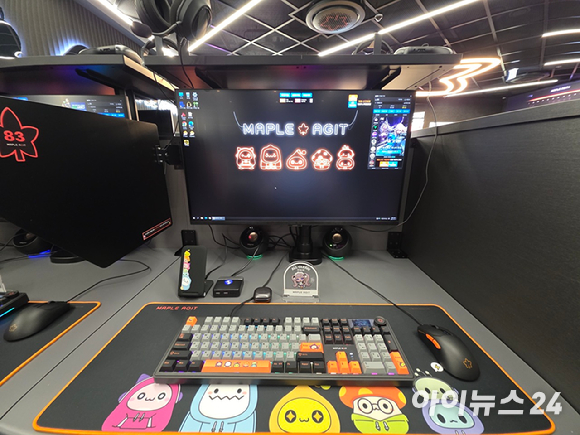 넥슨이 오는 18일부터 서울 강남역 인근에 게임 '메이플스토리' 테마 PC방인 '메이플 아지트'를 운영한다. 사진은 메이플 아지트 전경. [사진=박정민 기자]