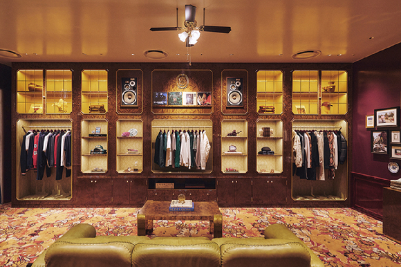 코오롱FnC가 전개하는 드롤 드 무슈 더현대 서울 매장 전경. [사진=코오롱FnC]