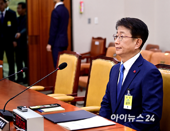 박상우 국토교통부 장관 후보자가 20일 오전 서울 여의도 국회에서 열린 인사청문회에 출석하고 있다. [사진=곽영래 기자]