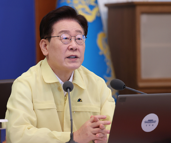 이재명 대통령이 18일 청와대에서 열린 제1회 을지국무회의에서 발언하고 있다. 2026.8.18 [청와대통신사진기자단] [사진=연합뉴스]