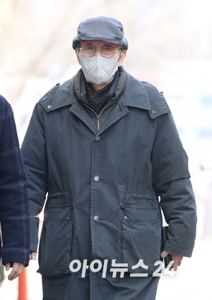 강제추행 혐의를 받고 있는 배우 오영수씨의 '오징어 게임' 출연 모습 [사진=넷플릭스]