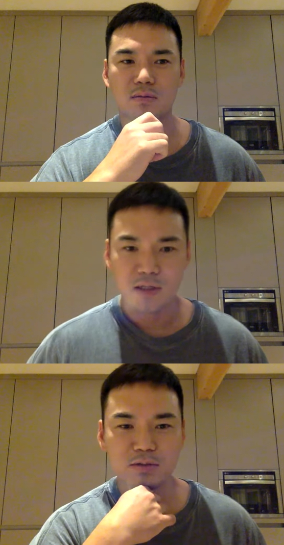 이정 유튜브 라이브 방송 갈무리 [사진=이정 유튜브]