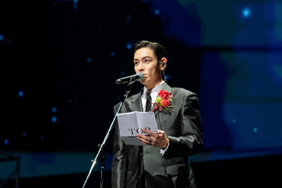 탑은 지난 9일 일본 요코하마 피아 아레나 MM(PIA ARENA MM)에서 팬미팅을 열고 있다. [사진= 탑스팟픽쳐스(TOPSPOT PICTURES)]