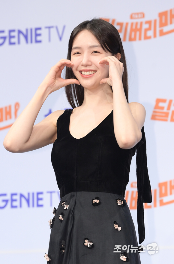 배우 방민아가 28일 오후 서울 신도림 디큐브시티 더 세인트에서 열린 지니 TV 오리지널 '딜리버리맨' 제작발표회에 참석하고 있다. [사진=정소희 기자]