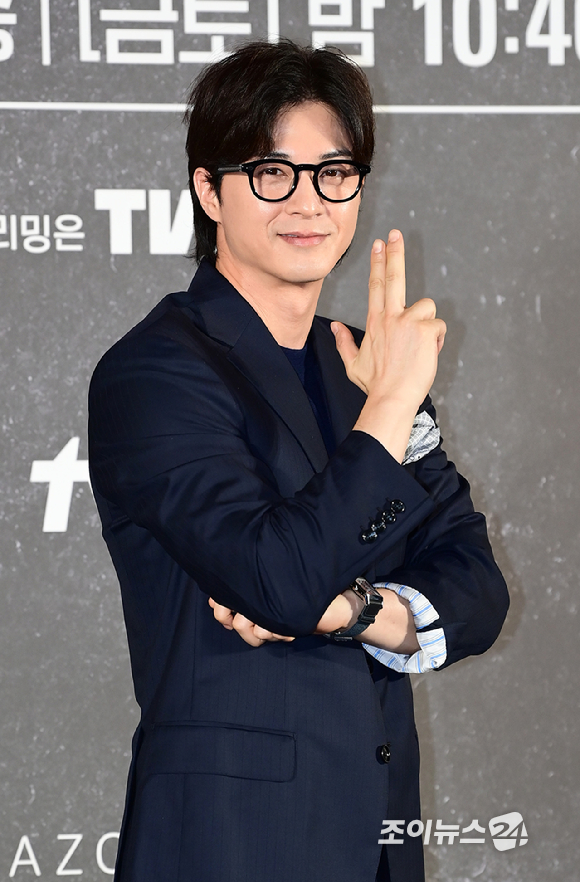 배우 김지훈이 21일 오전 서울 용산구 CGV아이파크몰점에서 열린 아마존 프라임 비디오 시리즈 '버터플라이(Butterfly)' 제작발표회에 참석하고 있다. [사진=정소희 기자]