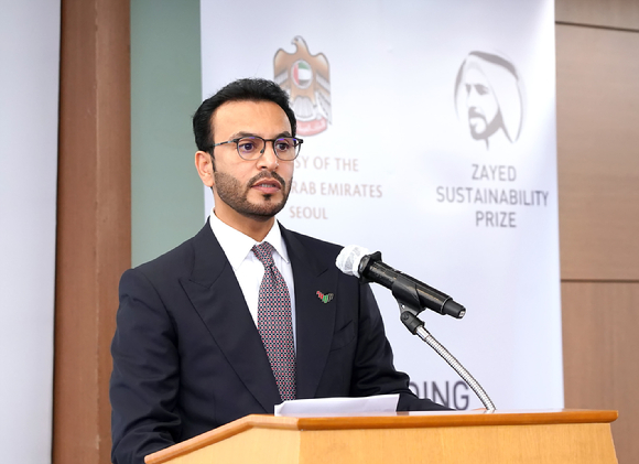 압둘라 사이프 알 누아미 주한 UAE 대사가 자이드 지속가능성 설명회에서 발표하고 있다. [사진=주한 UAE 대사관]