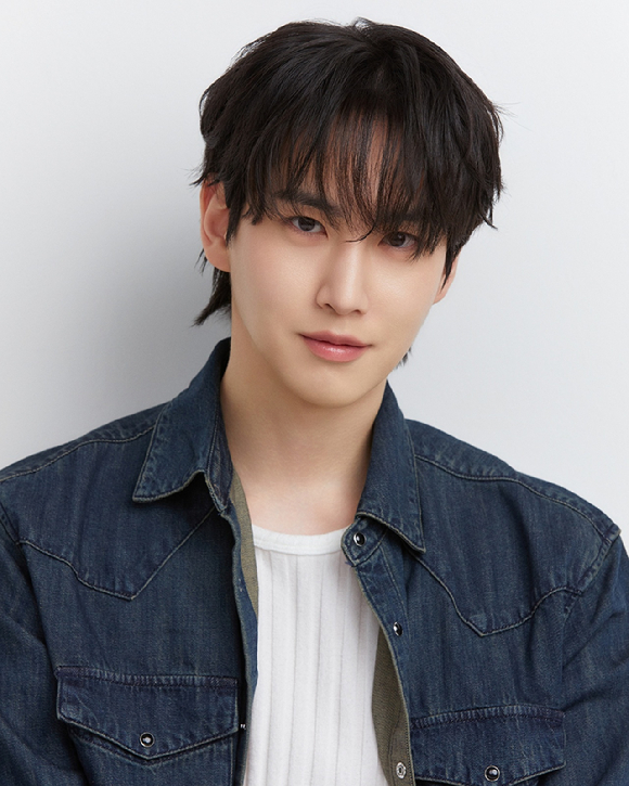 펜타곤 신원, 배우로 새출발…&quot;새로운 세상 뛰어들겠다&quot;(공식)